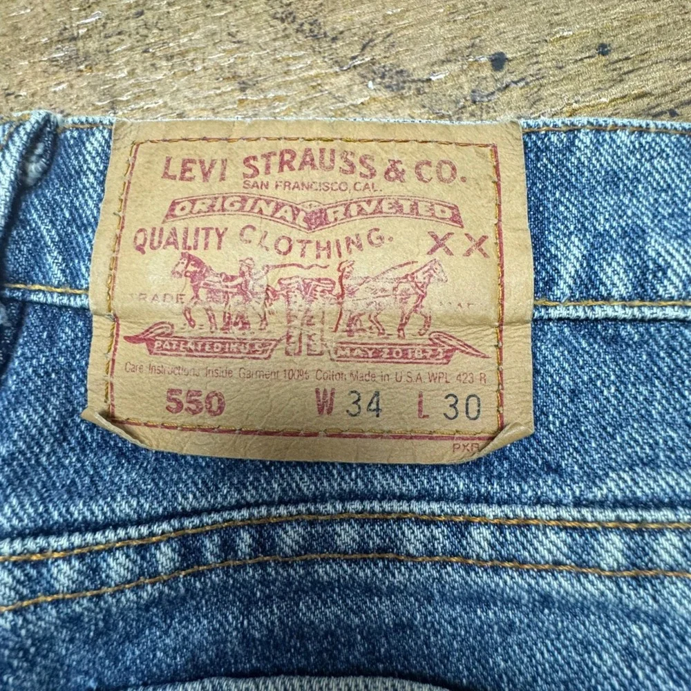 Levi's 550‎ Jeans Relaxed Fit Light Wash Denim Pants Mens W34 L30